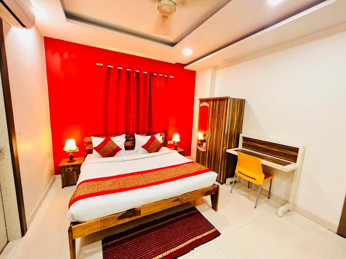 Hotel Park Pride Pitampura New Delhi, Couple Friendly Exterior foto